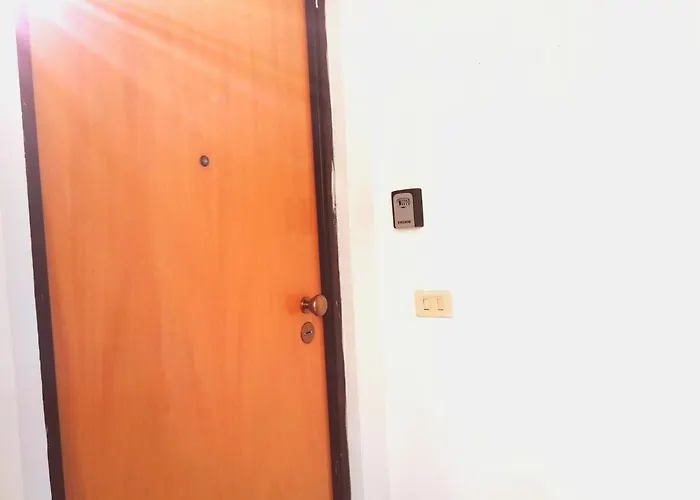 Siracusa,tra Ortigia E Il Mare