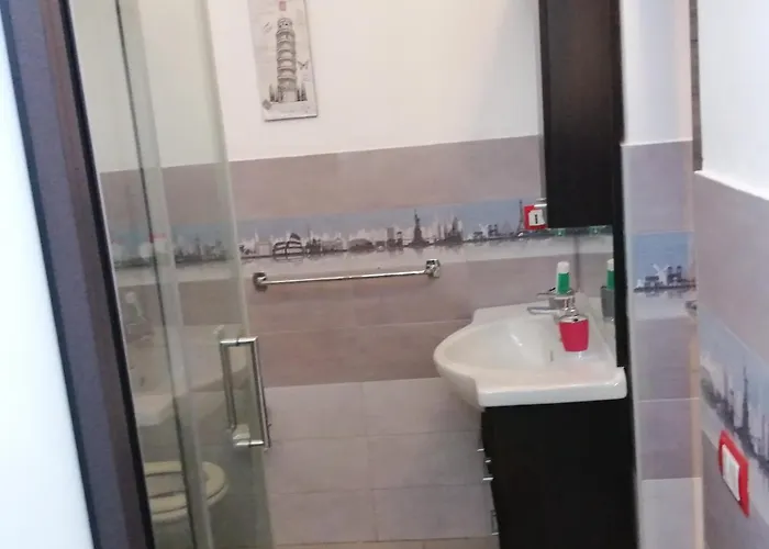 Siracusa,tra Ortigia E Il Mare