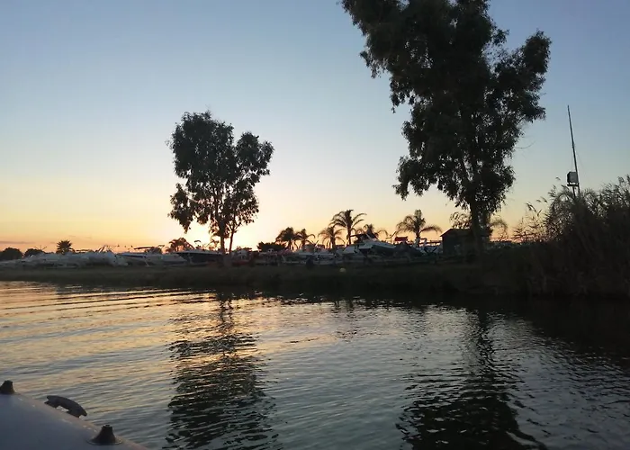 Siracusa,tra Ortigia E Il Mare