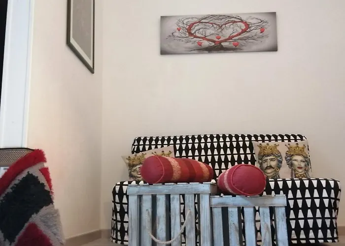 Siracusa,tra Ortigia E Il Mare Сиракузы