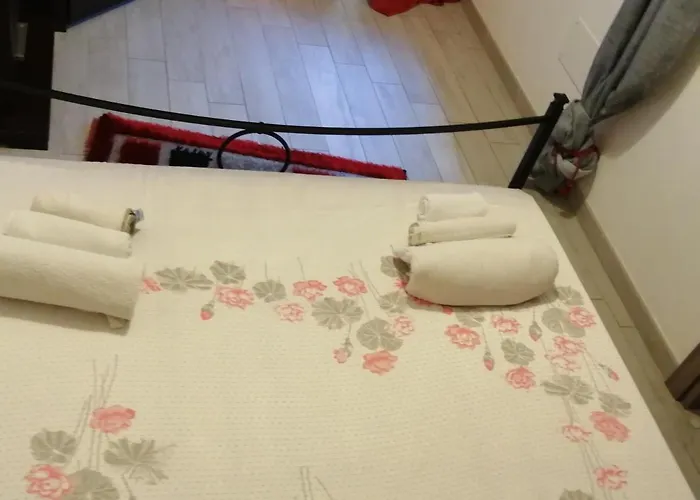 Siracusa,tra Ortigia E Il Mare *